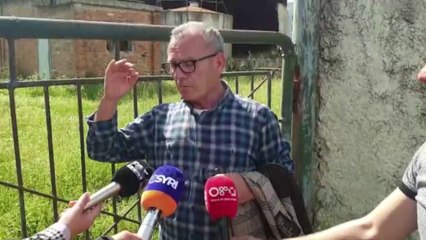 Ora News - Punonjës së impiantit të bitumit në Vlorë protestojnë para ARMO-s: Kemi pa marrë 58 rroga