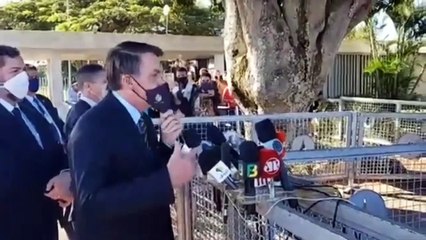 ‘Tá morrendo gente? Está. Lamento!'