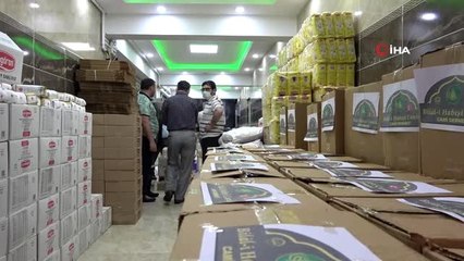 Cami imamları ve hayırsever yan yana gelip 'yalnız değilsiniz' dedi