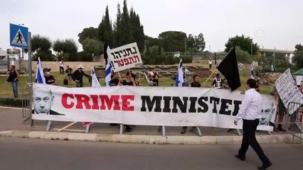 İsrail'de Netanyahu-Gantz koalisyonu karşıtı gösteriler sürüyor