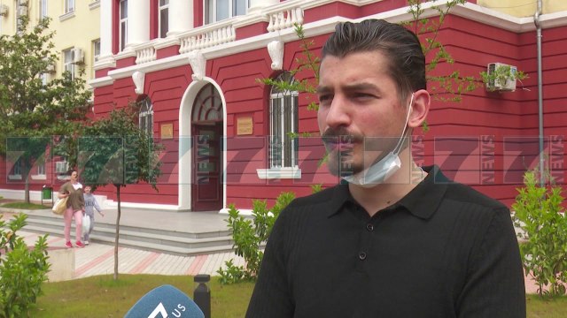 STUDENTET DHE PEDAGOGET «NUK KTHEHEMI NE AUDITORE» - News, Lajme - Kanali 7