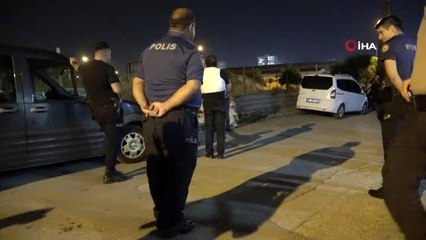 Psikolojik sıkıntıları olan şahıs bıçakla canını kıymak istedi, polis uzun uğraşları sonucu...