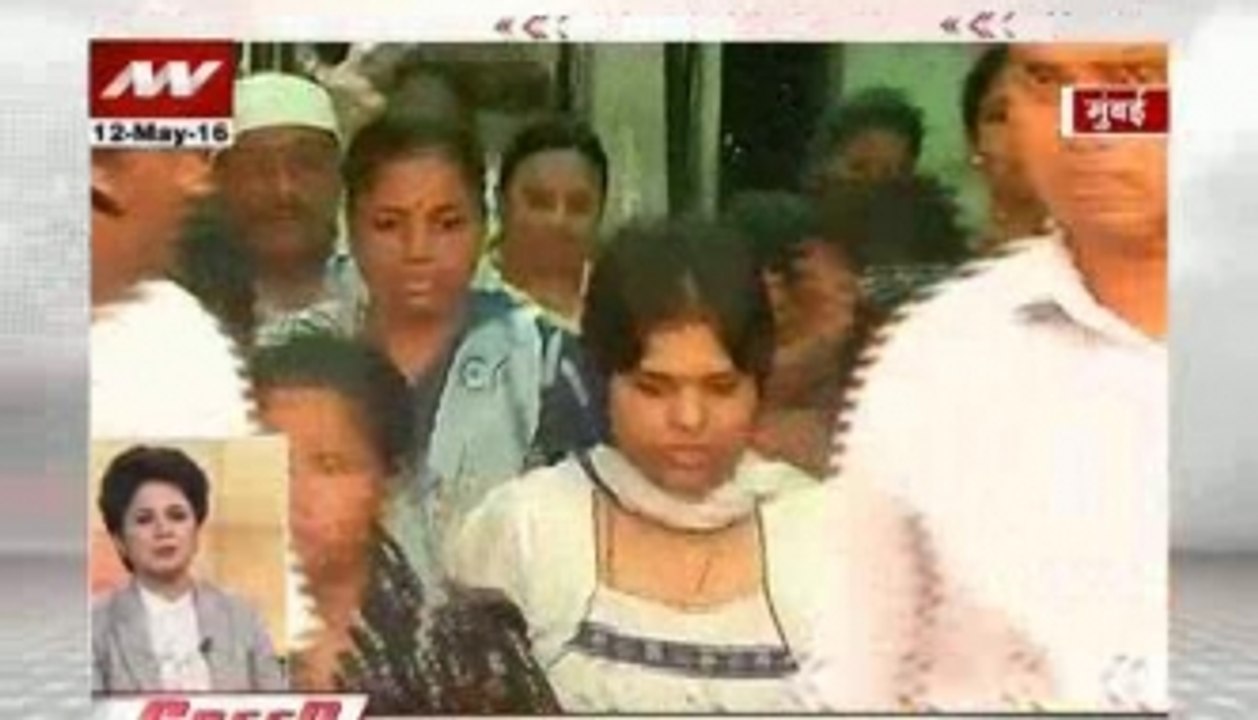 Trupti Desai enters Haji Ali Dargah in Mumbai