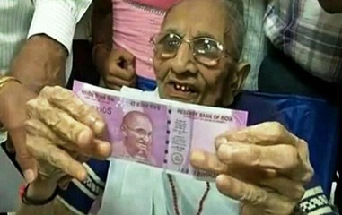 Speed News @4 PM on Nov 15: PM Modi's mother goes to bank to exchange old notes