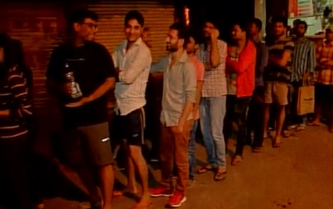 Nation suffers as banks closed, ATMs run dry in parts of India