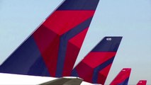 Delta wrestles with too many pilots, too many planes