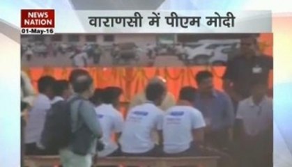 PM Modi enjoys e-rickshaw ride in Varanasi