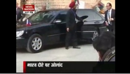 Francois Hollande arrives on 3-day India visit