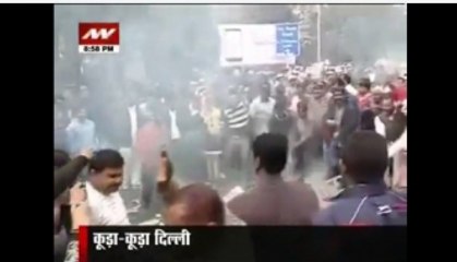 Garbage politics in Delhi swells up