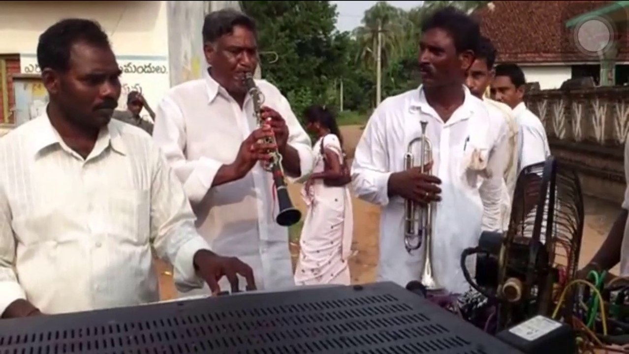 Indian classical #trumpet vs clarinet rocking Band  trooop