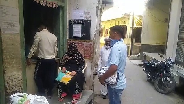 कैराना: उचित दर की दुकानों पर चावल व चने का निःशुल्क वितरण