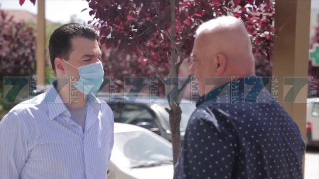 BASHA TAKIME ME BIZNESIN NE DURRES, KREU I PD «KRIZA PO THELLOHET» - News, Lajme - Kanali 7