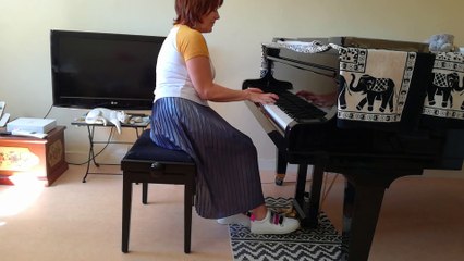 Il y a le ciel,le soleil et la mer..