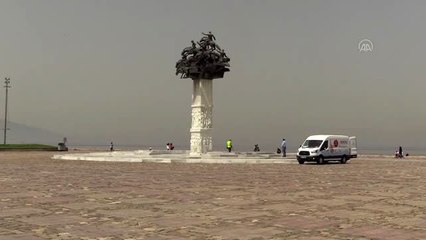 15-20 yaş arasındaki gençler uzun zaman sonra sokağa çıktı