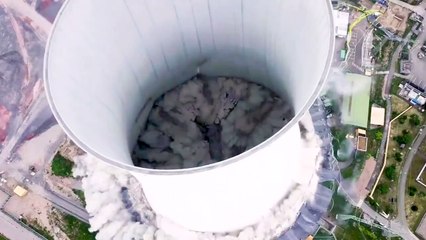 Spectacular demolition of nuclear power plant in Germany
