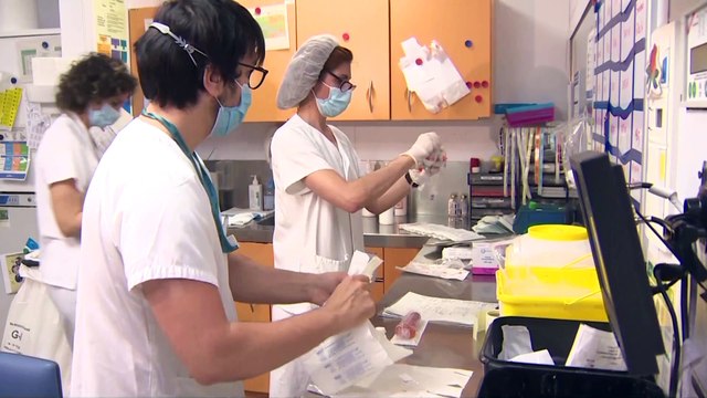 El Vall d'Hebron hace un trasplante a un paciente curado de Covid-19