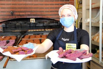 Edirneli fırıncının ürettiği "mor simit"ler her derde deva gösterildi
