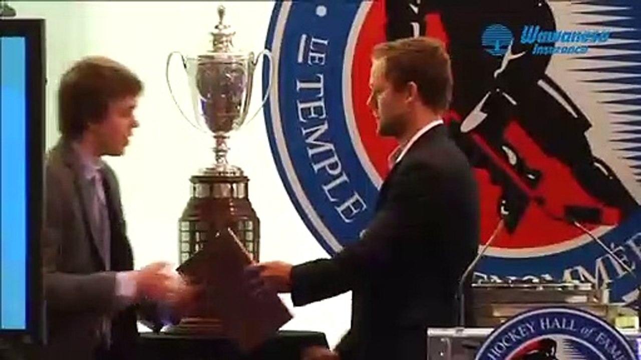2019 – 2020 OHL Awards | Emms Family Award | Shane Wright