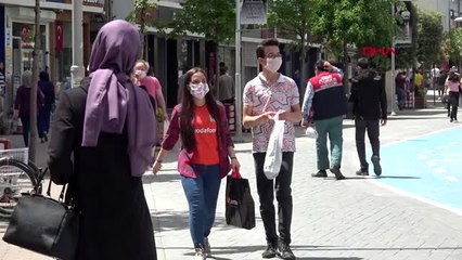 BOLU Gençler, güneşli havanın tadını çıkardı