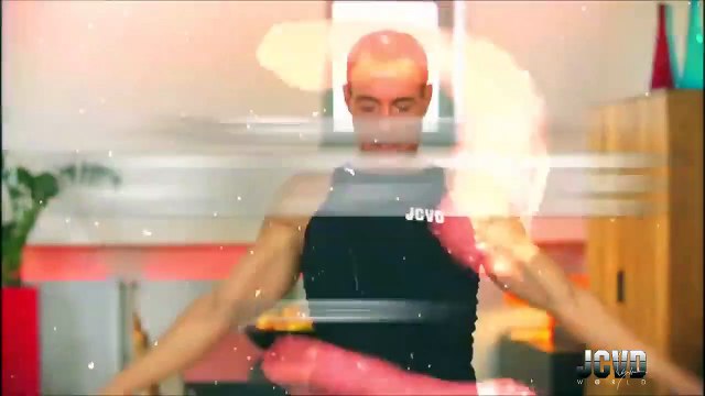 Jean-Claude Van Damme ses cours de sport font rire les internautes