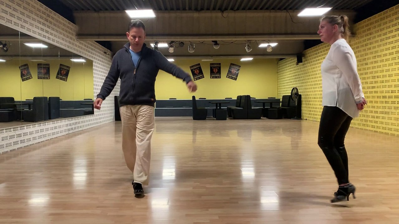 Anfänger/F-Kurs Wiener Walzer & Foxtrott