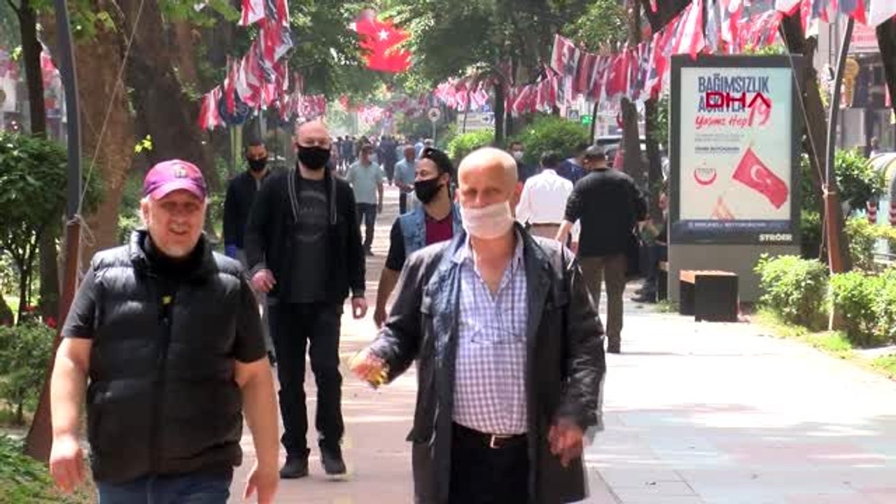 İzmit'te sokağa çıkma kısıtlaması öncesi alışveriş yoğunluğu