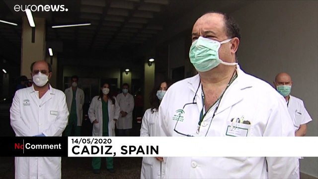 Γιατροί τίμησαν τους συναδέλφους τους που «έφυγαν» από Covid-19