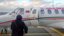 Kanser hastası Türk genci İsveç'ten ambulans uçakla Türkiye'ye nakledildi