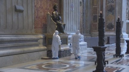 La basílica de San Pedro, sometida a una inédita desinfección para su reapertura