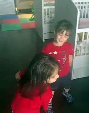Karan Johar's Daughter Roohi Johar Doing Morning DANCE With Brother Yash And Grandmother Hiroo Johar