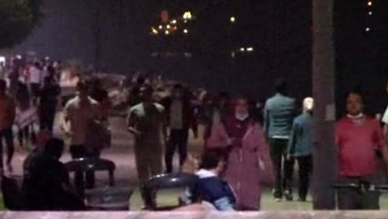 İstanbul'da ısınan hava sonrasında sahillere akın eden vatandaşlar, koronavirüs önlemlerine uymadı