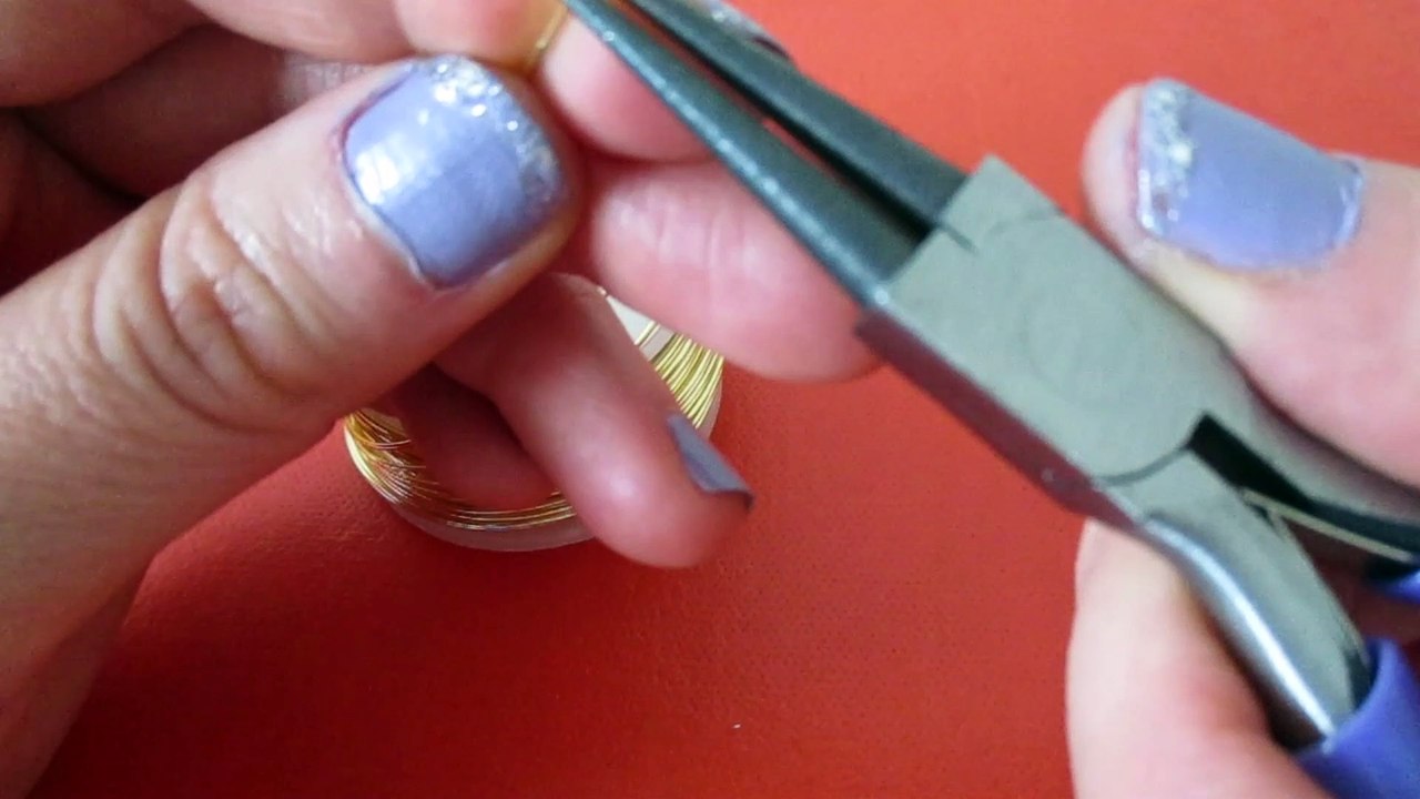 Como Hacer un Gancho O Argolla de Arete con Piedra y Alambre