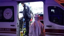 Elazığ'da hastaneye gitmemekte direnen koronavirüs şüphesi bulunan kişiyi polis ikna etti