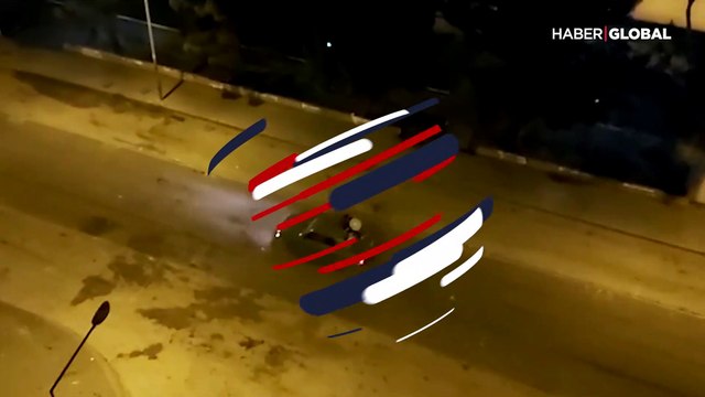 Diyarbakır'da sahur vakti Ramazan davulcusu davulunu böyle çaldı