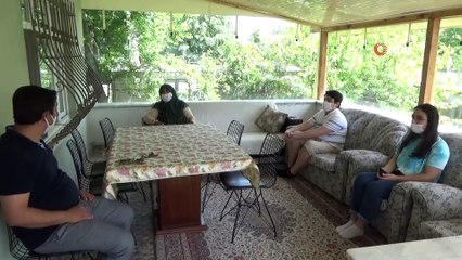Kısıtlamanın Kalkmasıyla 2 Kardeş, 2 Aydır Göremedikleri Anneannelerini Ziyaret Etti