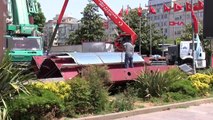 Beşiktaş Meydanı'ndaki Atatürk anıtı kaldırılıyor