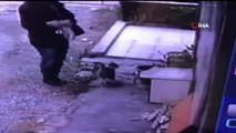 İzmir'de pes dedirtten hırsızlık... Saksı çalan kadın kamerada