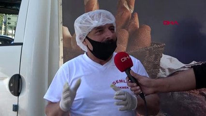 BURSA Pideleri oynayarak servis ediyor