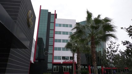 Ora News - Media Botërore për TV Ora: “Nuk po mbyllet biznesi, por fjala e lirë”