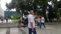 Fundjava e pensionistëve dhe prindërve me fëmijë! Por pedonalja e Tiranës e mbushur me njerëz
