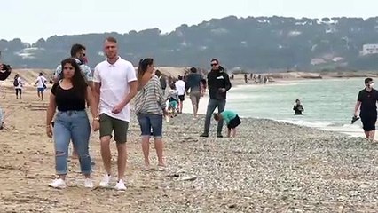 فرنسا تعيد فتح شواطئها الواقعة على الساحل الجنوبي