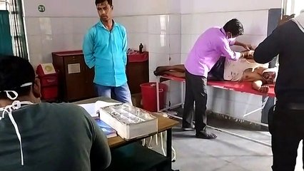 लॉक डाउन में भूखे बंदर भी बना रहे हैं लोगों को अपना शिकार