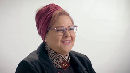 الفنانة دلال عبد العزيز تهنيء الزعيم عادل إمام في عيد ميلاده على طريقة مس عفاف  كل سنة وانت طيب يا زعيم