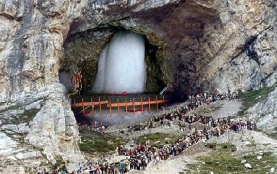 Amarnath Yatra suspended from Baltal route due to heavy rains, massive landslides