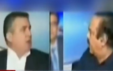 Pakistan: Leader of opposition slaps Minister on Live television