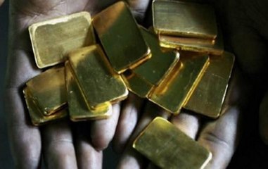 Customs officers seized nine gold biscuits at Mumbai's airport