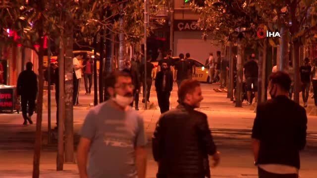 İstanbul'da sokağa çıkma kısıtlamasının sona ermesiyle hayat normale döndü