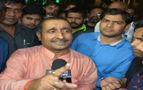 Unnao Rape Case: BJP MLA Kuldeep Singh Sengar appears outside Lucknow SSP's residence
