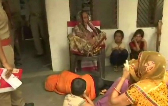 UP: Father of Unnao woman who accused BJP MLA of rape dies in hospital