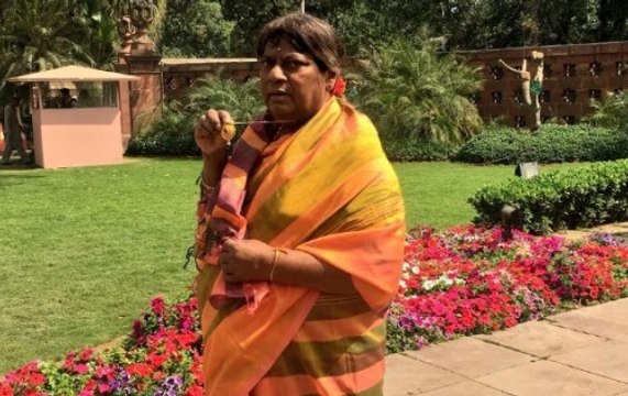 TDP MP Shivprasad dresses as woman to demand special status for Andhra Pradesh